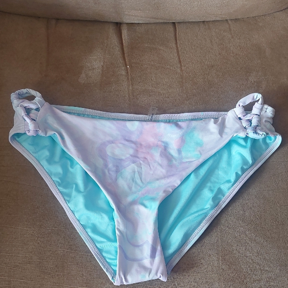 🏖 Ardene Pastel Tie-Dye Bikini Bottom